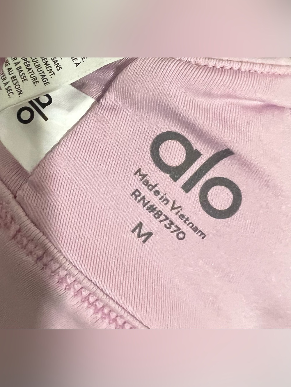 Alo Yoga Authentic Splendor Bra Candy Heart Pink / Light Lavender Size Medium - Picture 5 of 9